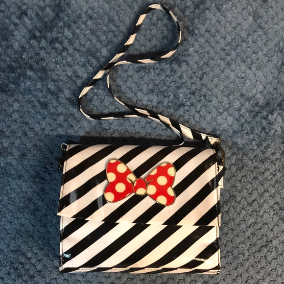 Disney Handbags - Disney sling bag